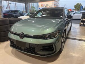 フォルクスワーゲン　パサート　ボディガラスコーティング施工