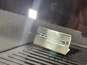 トヨタ　ランクル250　カーセキュリティ　IGLA ALARAM取り付け