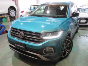 VW　Ｔ－ＣＲＯＳＳ　エシュロンNANO-FILボディーコーティング施工