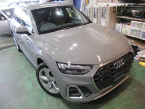 アウディ Q5 各種コーティング施工