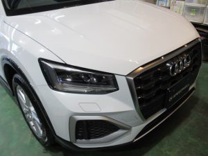 アウディ Q2 ボディーコーティング＆ウィンドウフィルム貼り付け施工