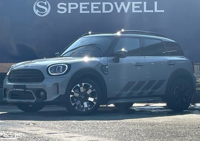 ２０２２年式　ＭＩＮＩクロスオーバー入庫情報！