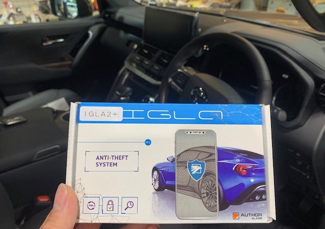 トヨタ　ランドクルーザー(300系)　IGLA2+、スキャナー、デジタルインナーミラー取り付け