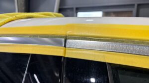 メルセデス・ベンツ　GLC　ドアモール磨き