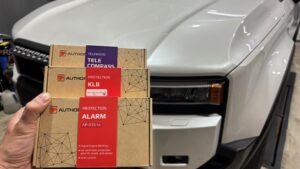 トヨタ　ランクル250　IGLA ALARM、KLB、COMPASS4G取り付け