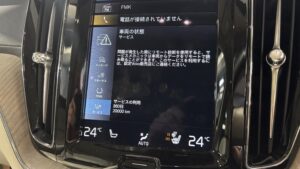 ボルボ　XC60　オイル、エレメント、メンテナンスリセット作業