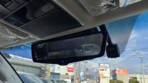 トヨタ　ランクル300　デジタルミラー、TVキャンセラー取り付け