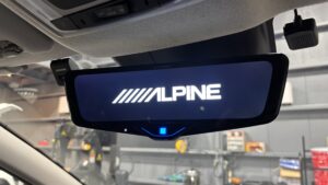 ホンダ　フリード　アルパイン　デジタルミラー取り付け